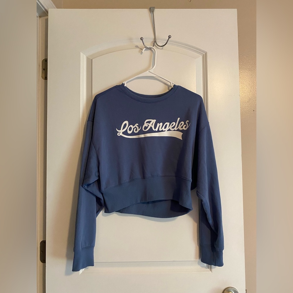 H & M cropped sweater
